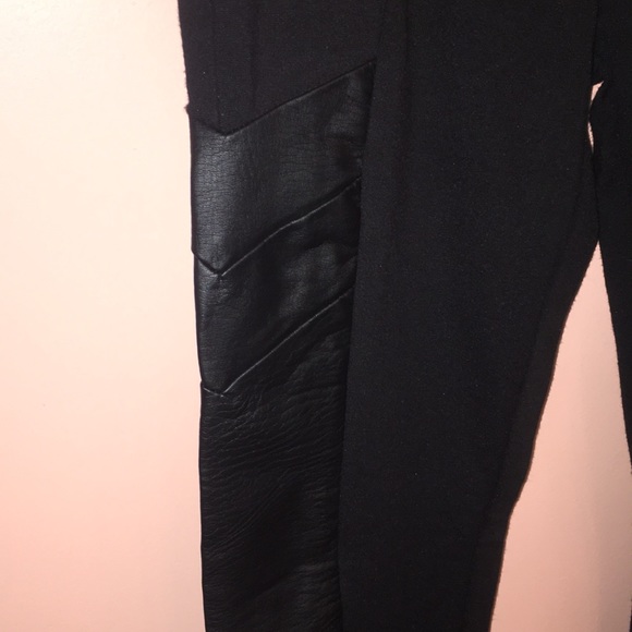 XS Black Leggings - Picture 2 of 3